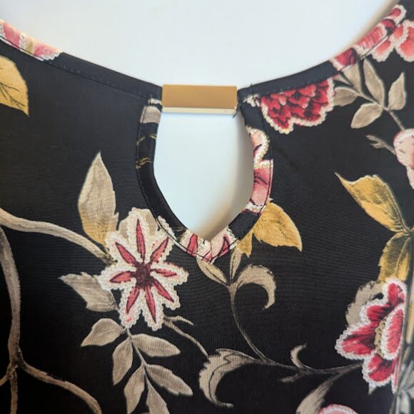 Black and Pink Blouse with Bell Sleeves Size Medium - Picture 3 of 4